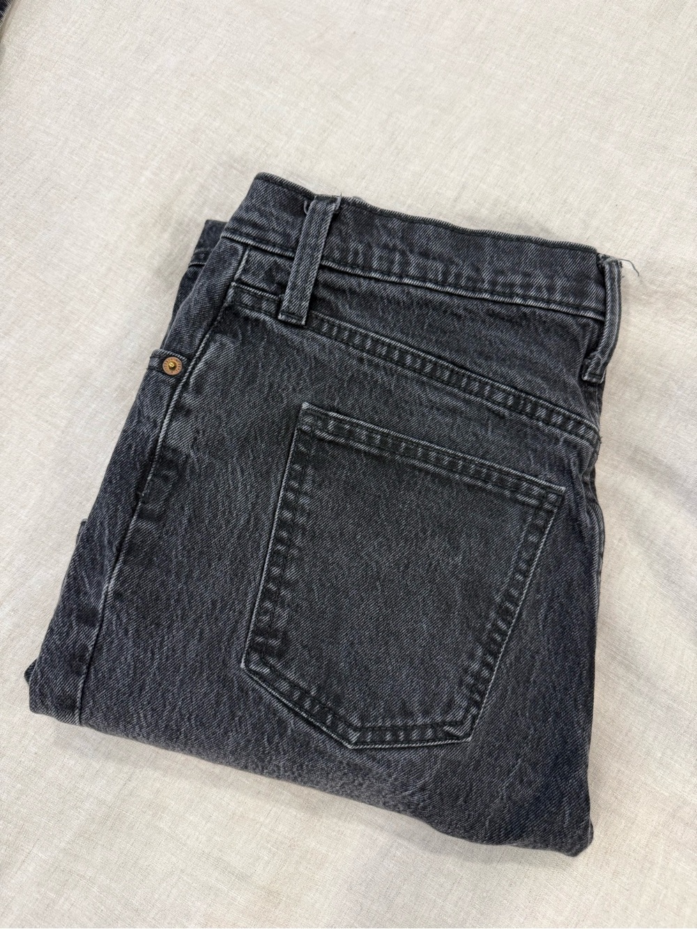 Universal Thread Black Washed Jeans - High Rise 90s Straight
